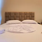Hotel Alexander