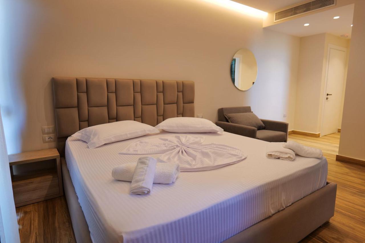 Alexander Hotel 4*